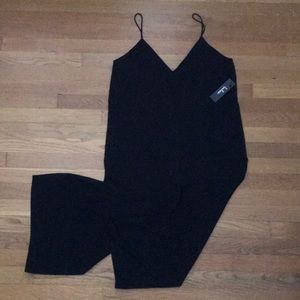 Lulu’s Black Jump suit size M Brand New w/o Tags!
